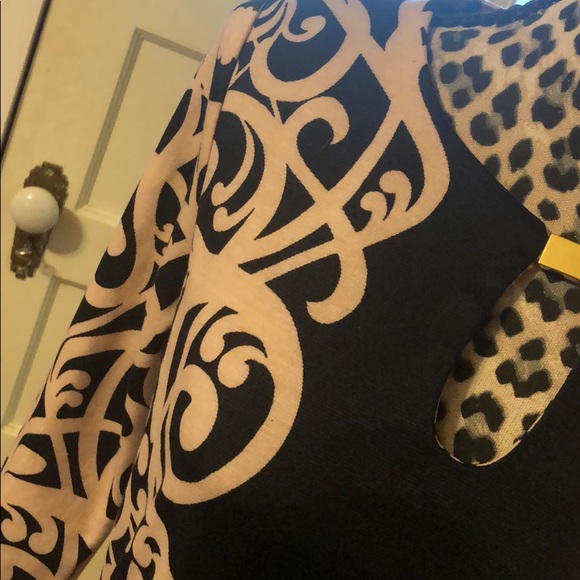 BlAck and cream dress - Picture 4 of 6